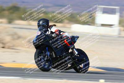 media/Jan-13-2024-SoCal Trackdays (Sat) [[9c032fe5aa]]/Turn 4 (135pm)/